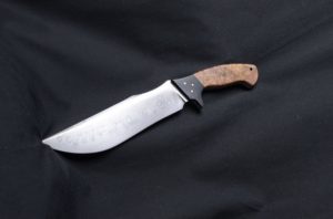 Custome knife with W2 hamon