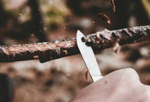 how to sharpen a wood carving knife