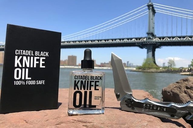 knife oil and lube